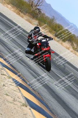 media/Mar-20-2025-Racers Edge (Thu) [[0731d8e3a1]]/2-B Group/Session 4 (Turn 3 Inside)/